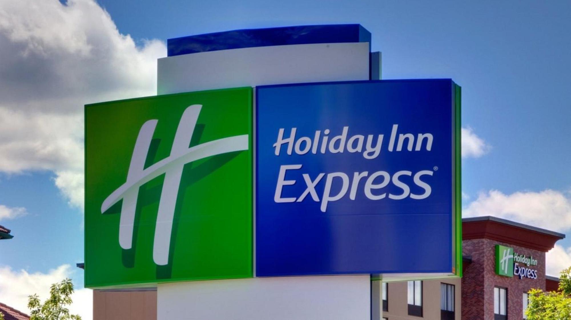 Holiday Inn Express Redding North By Ihg Dış mekan fotoğraf
